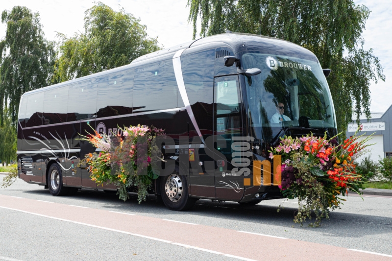 AA8I8221