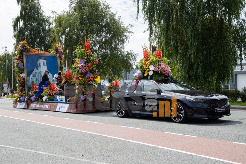 AA8I8239